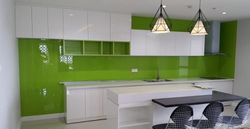 Kinh Nghiệm Chọn Mua Kính Màu Ốp Bếp Loại Nào Tốt?