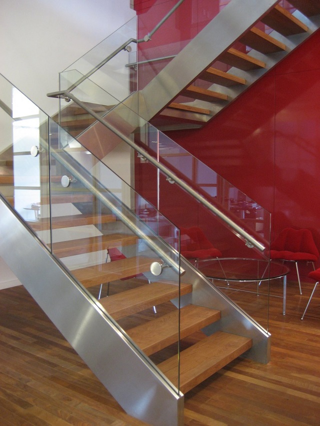 Cầu Thang Kính Inox Là Gì? Cấu Tạo Cầu Thang Kính Inox 2 Cầu Thang Kính Inox Là Gì? Cấu Tạo Cầu Thang Kính Inox