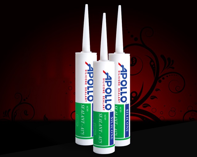 Cách Sử Dụng Keo Dán Kính Cường Lực Bền Chắc An Toàn