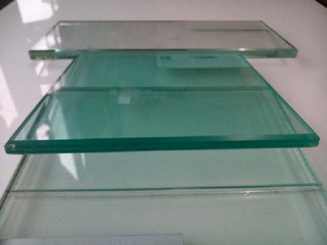 Lựa Chọn Kính Cường Lực Dày Bao Nhiêu Cho Cửa Kính?