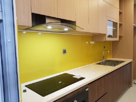 Chia Sẻ Cách Chọn Màu Kính Ốp Bếp Phù Hợp Với Phong Thủy