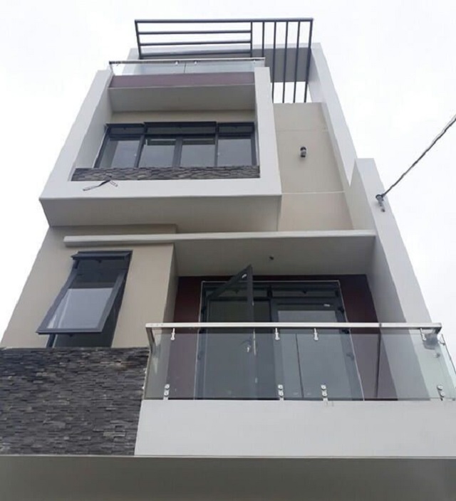 Lan Can Kính Ban Công Cho Ngôi Nhà Thêm Hiện Đại, Sang Trọng 2 Lan Can Kính Ban Công Cho Ngôi Nhà Thêm Hiện Đại, Sang Trọng